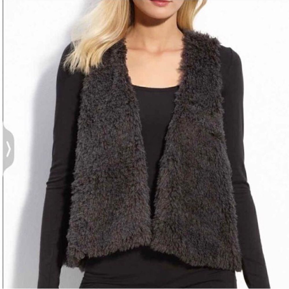 Anthro Pleione Open Vest, Faux Grey Fur, Large